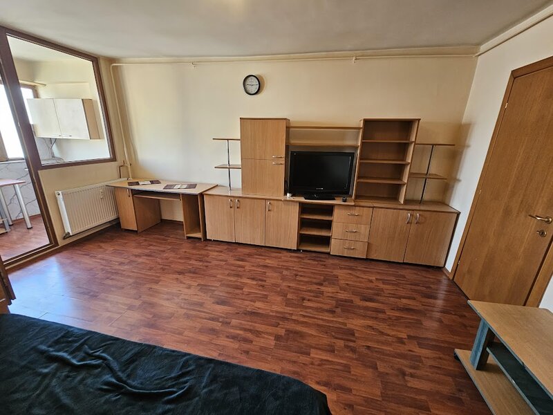 Drumul Taberei, Favorit